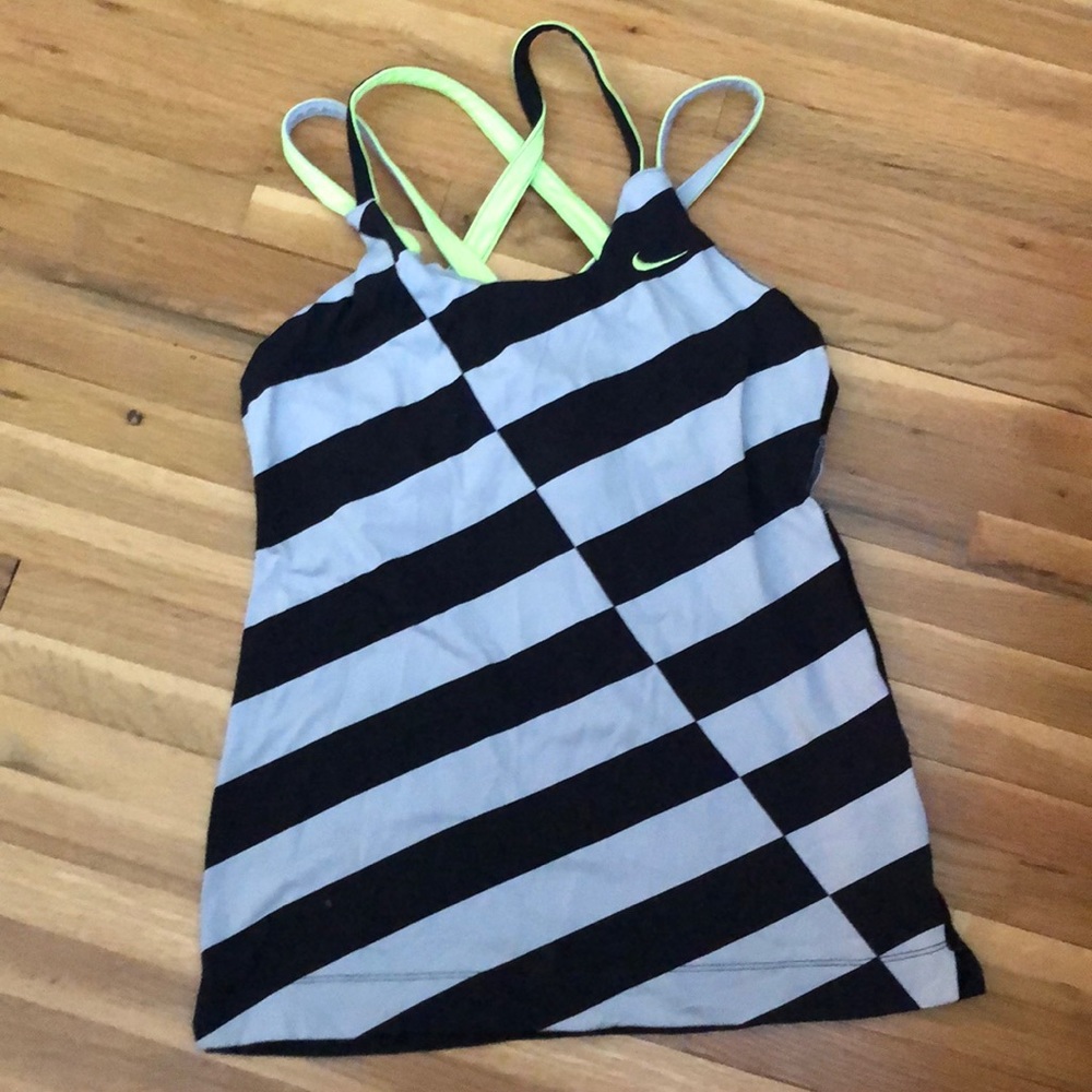 Nike workout tank